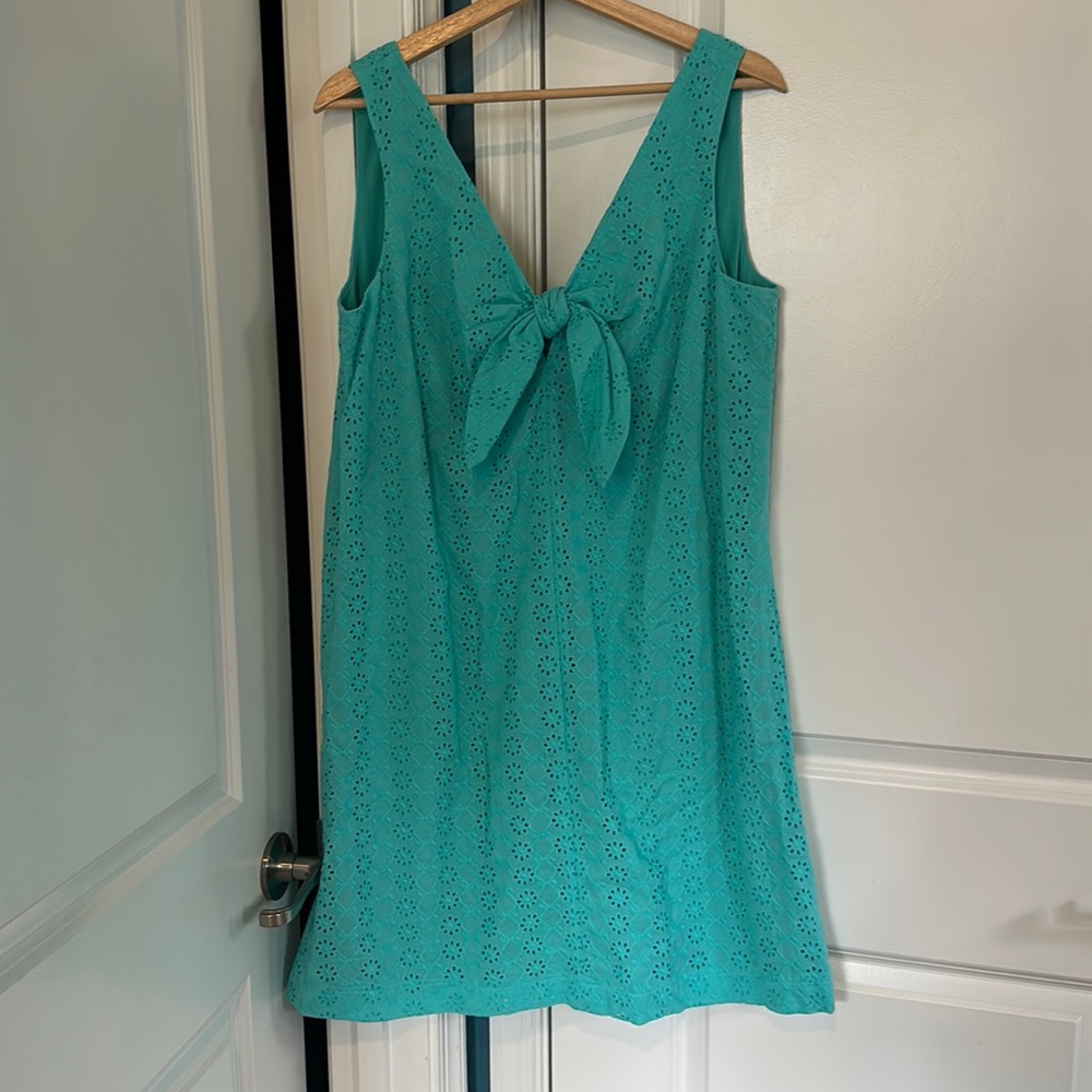 Cute Pappagallo eyelet dress in turquoise with bow in front
